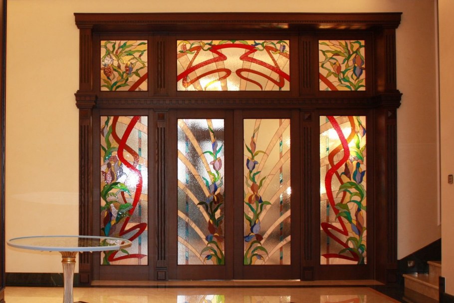 Витражные двери входные
