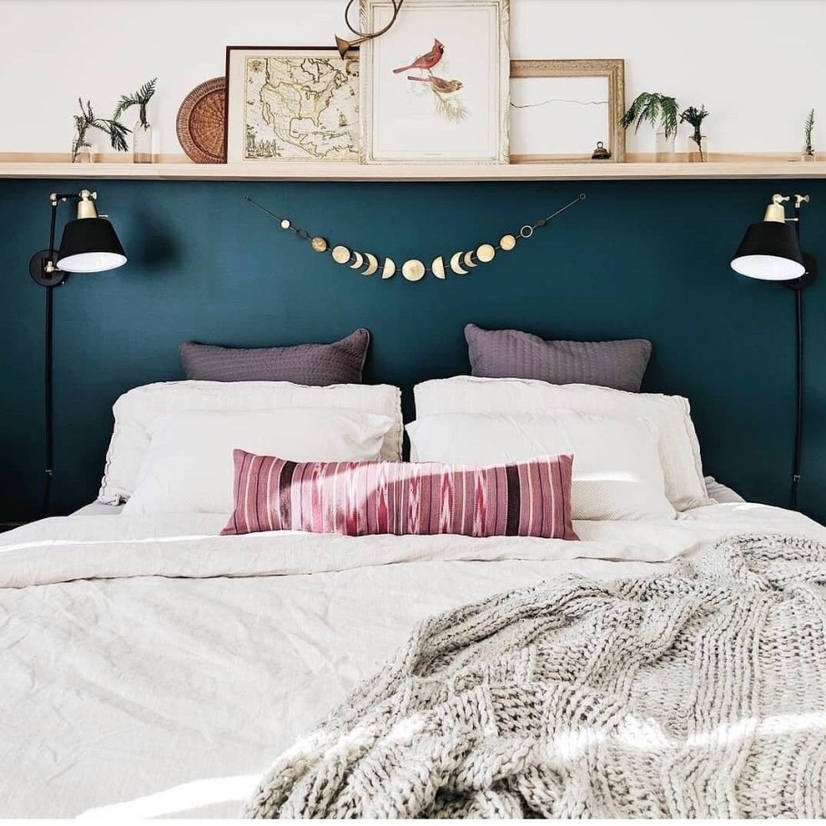 Полочки над