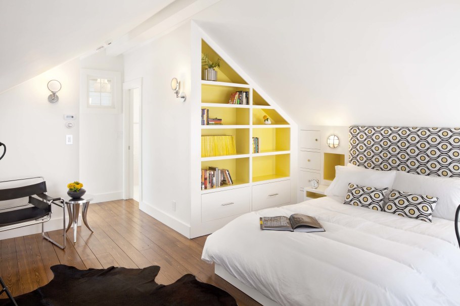 Спальня на мансардном этаже