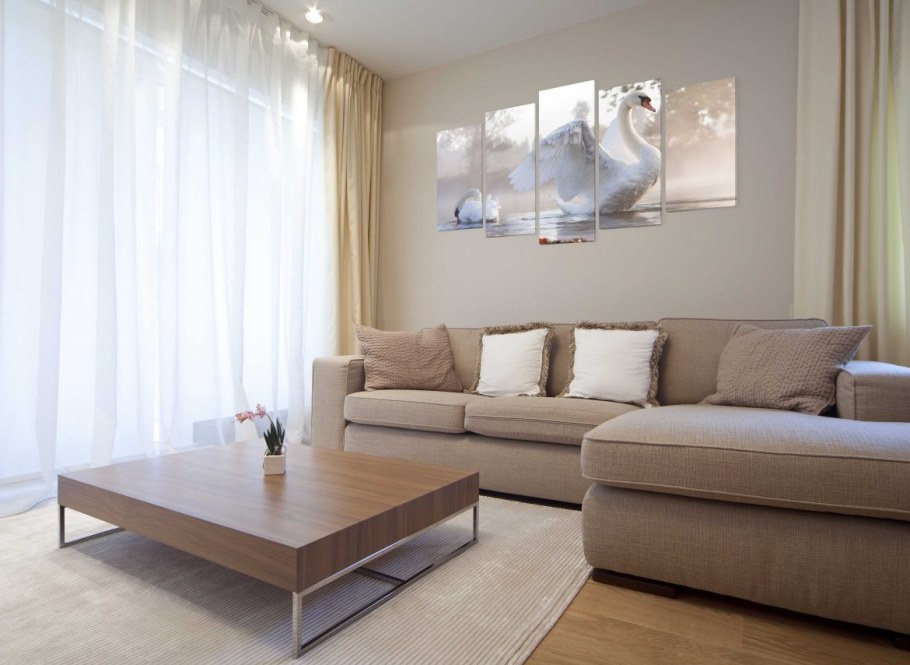 Диван в бежевую гостиную