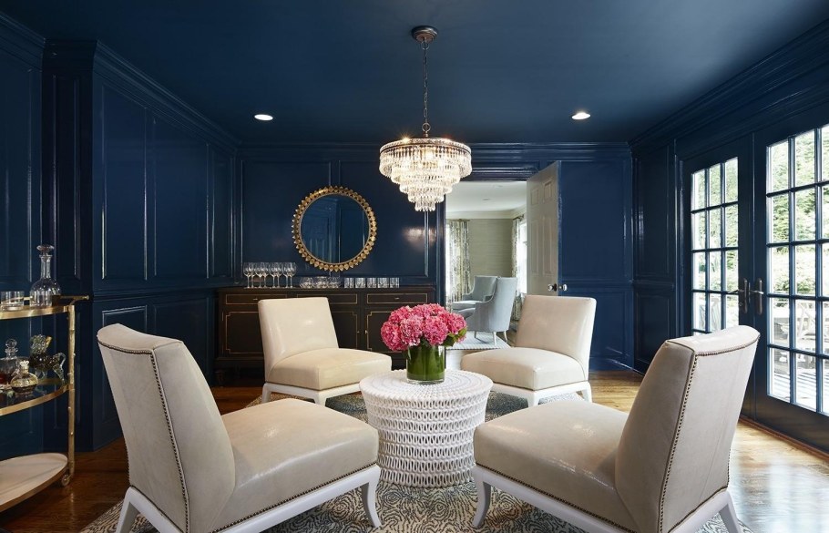 Синие стены в интерьере