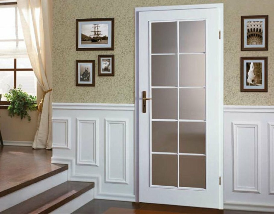 Двери с филенками межкомнатные