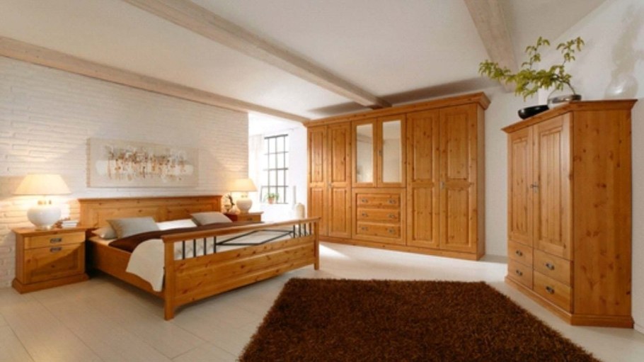 Спальня массив дерева