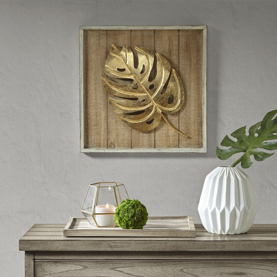 Панно с листьями в интерьере