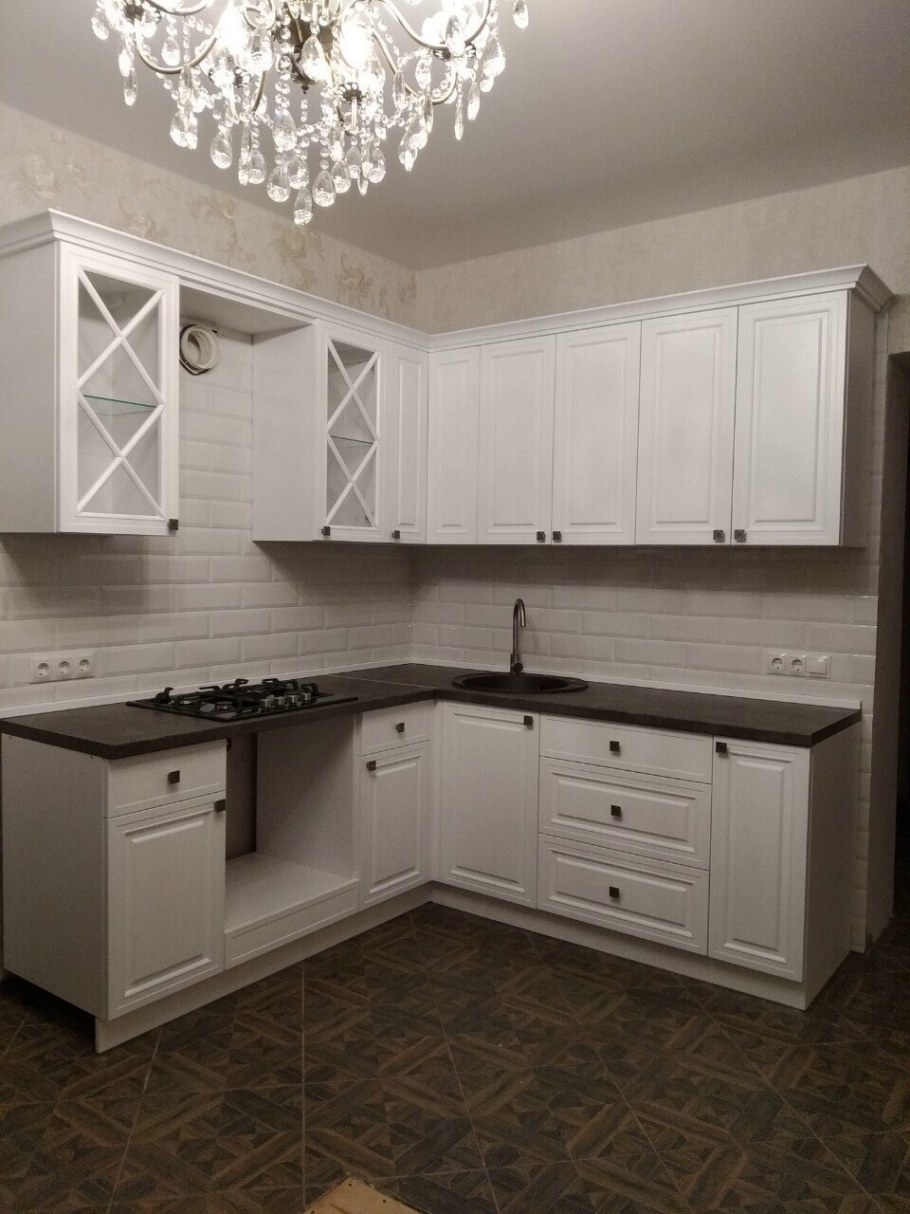 Кухня Ньюпорт белый Леруа