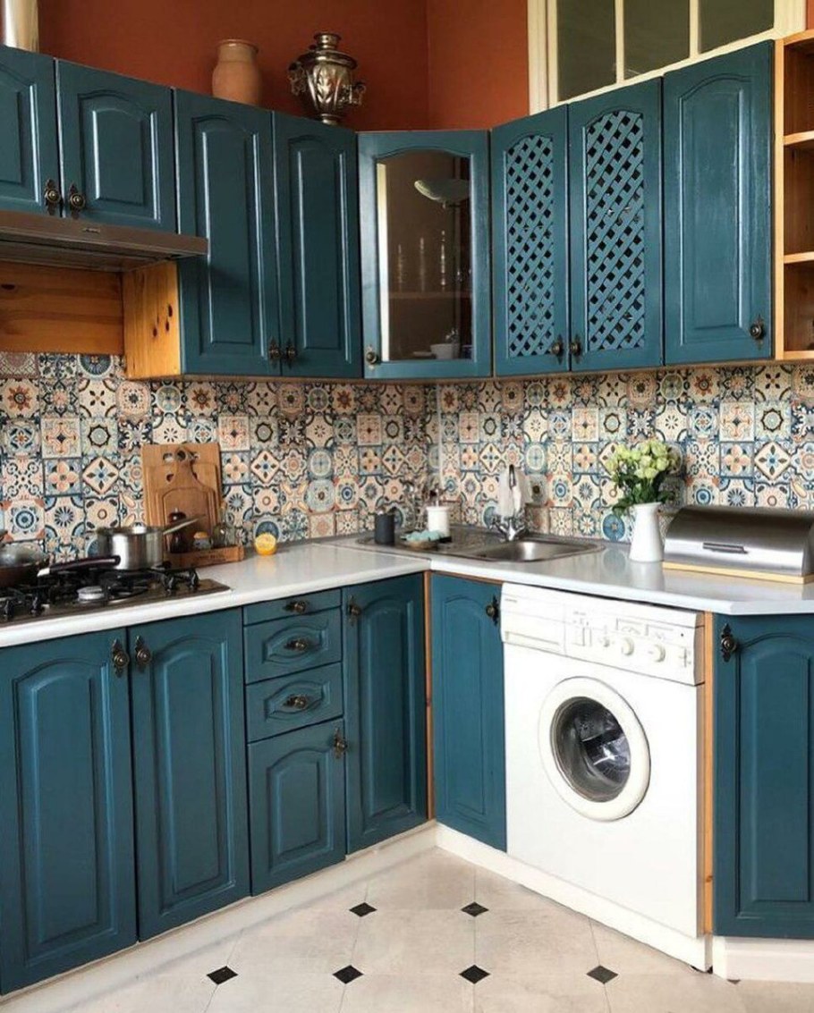 Перекрасили кухонный гарнитур