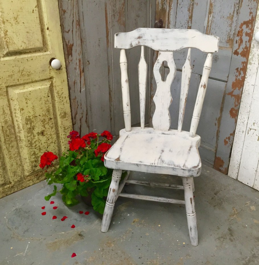 Стулья в стиле шебби Шик