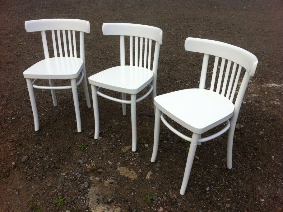 Перекраска Венского стула в белый цвет