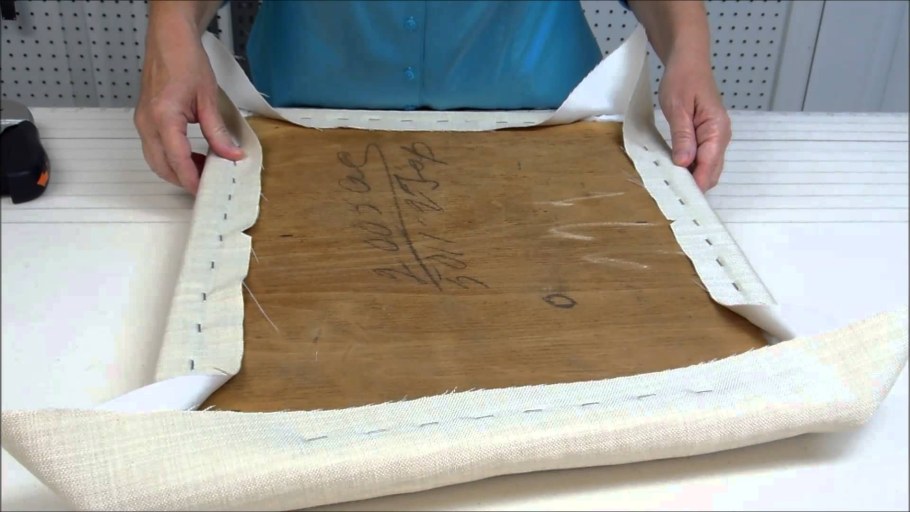 Обивка поролоном