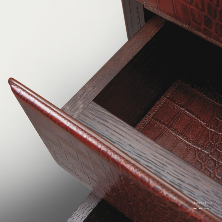 Тумба обтянутый кожей