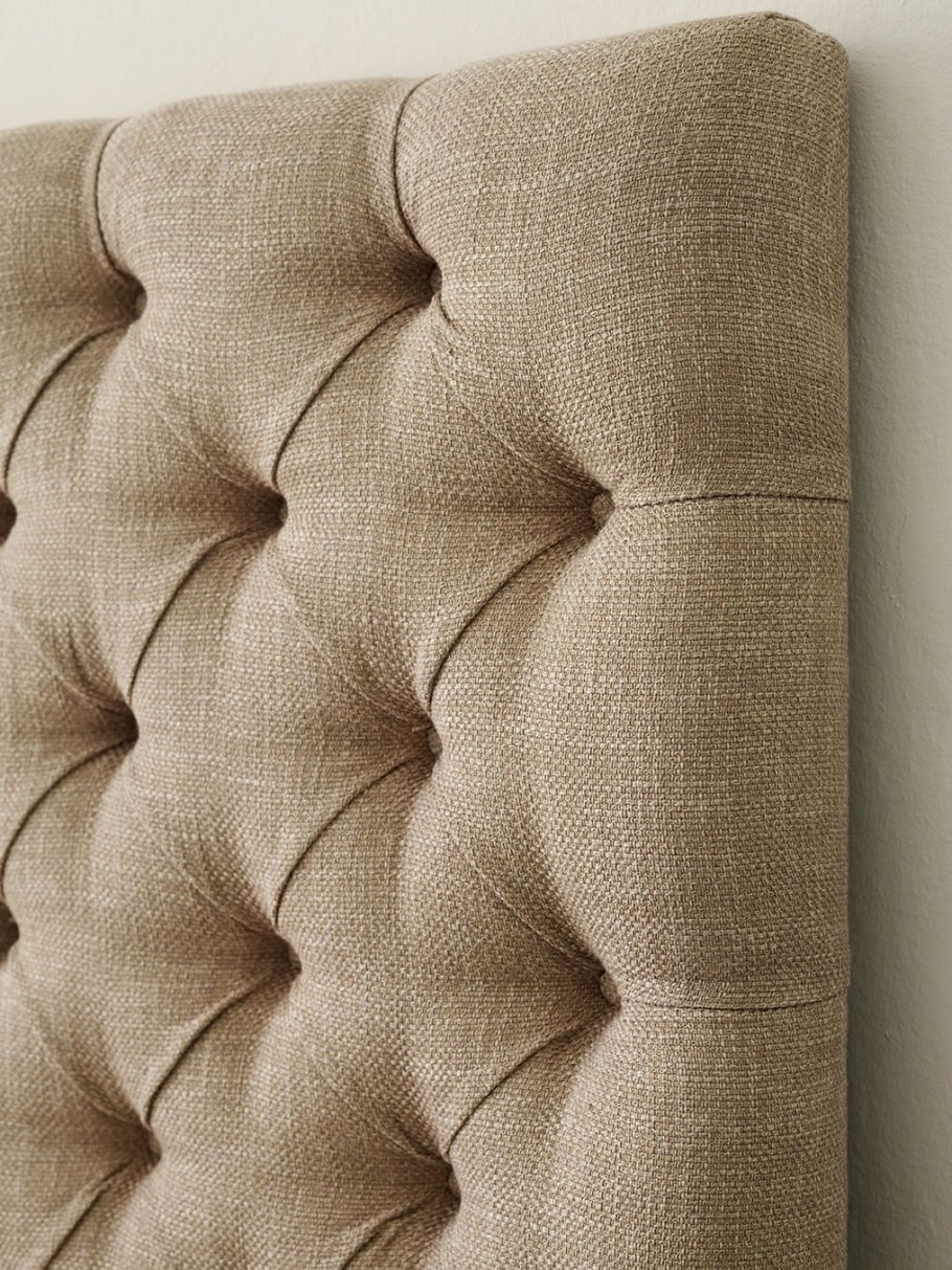 Обивка изголовья кровати