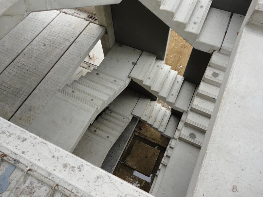 Сборно монолитная лестница