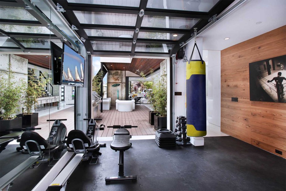 Тренажерный зал Garage Gym