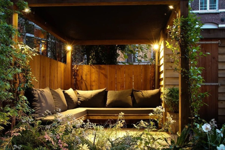 Уютная беседка