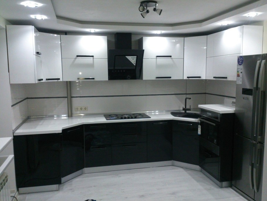 П-образный кухонный гарнитур