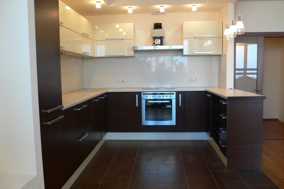 П-образный кухонный гарнитур