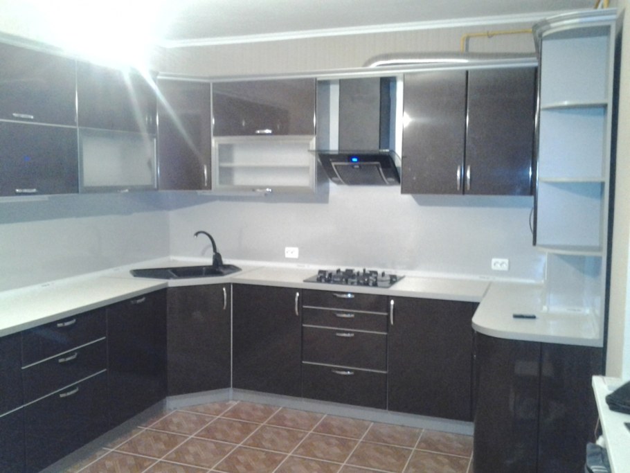 Кухонные гарнитуры буквой п