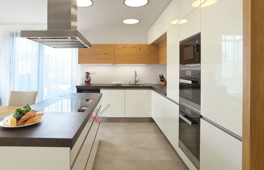 Современная кухня с островом