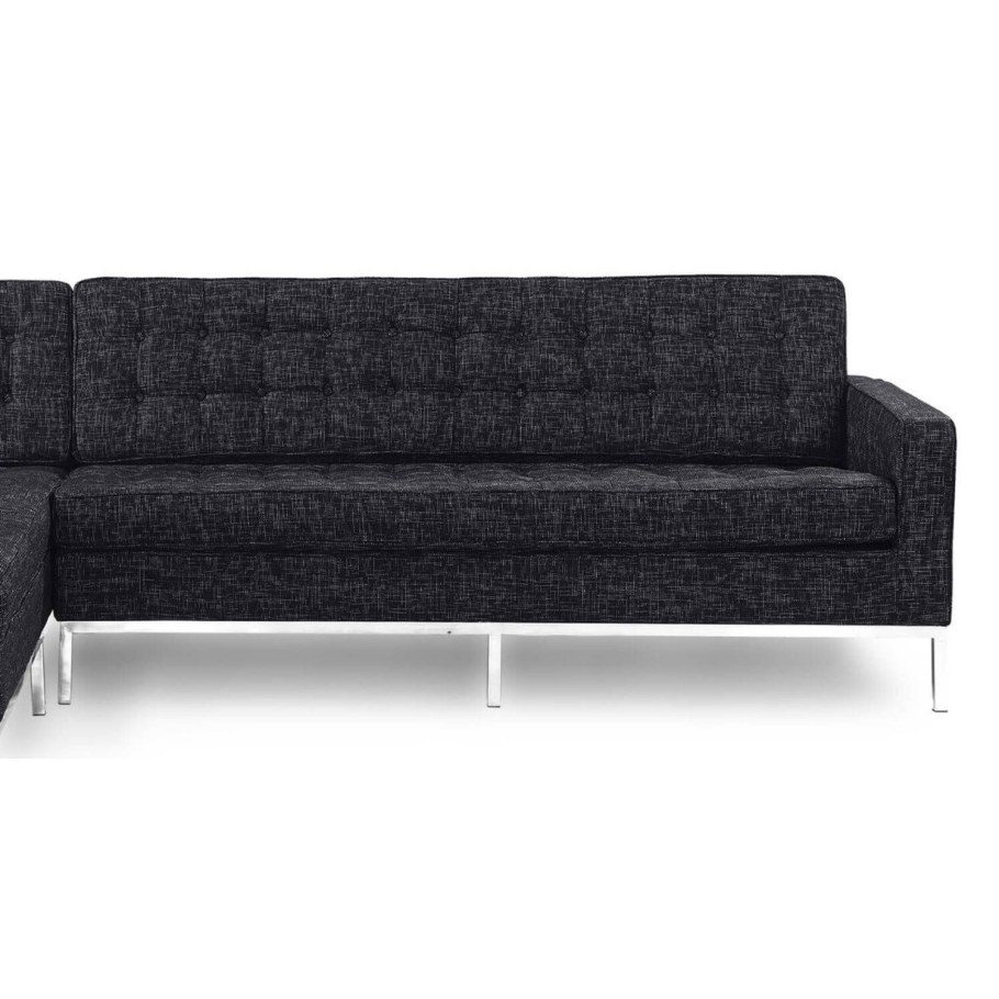 Угловой диван графитового цвета