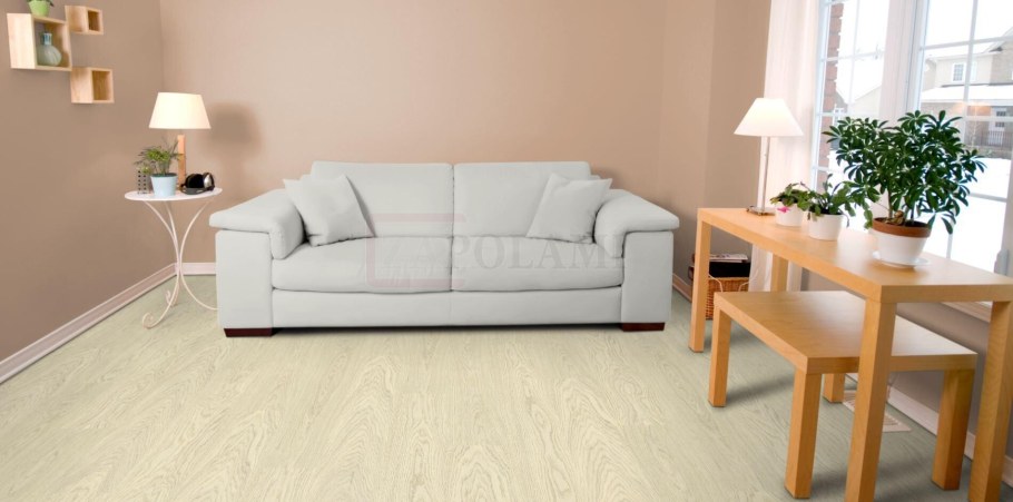 Линолеум светло бежевый квадратами