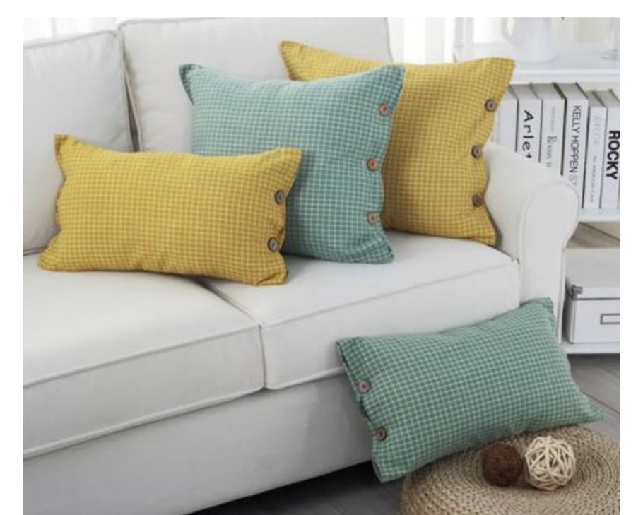 Декоративные подушки в интерьере