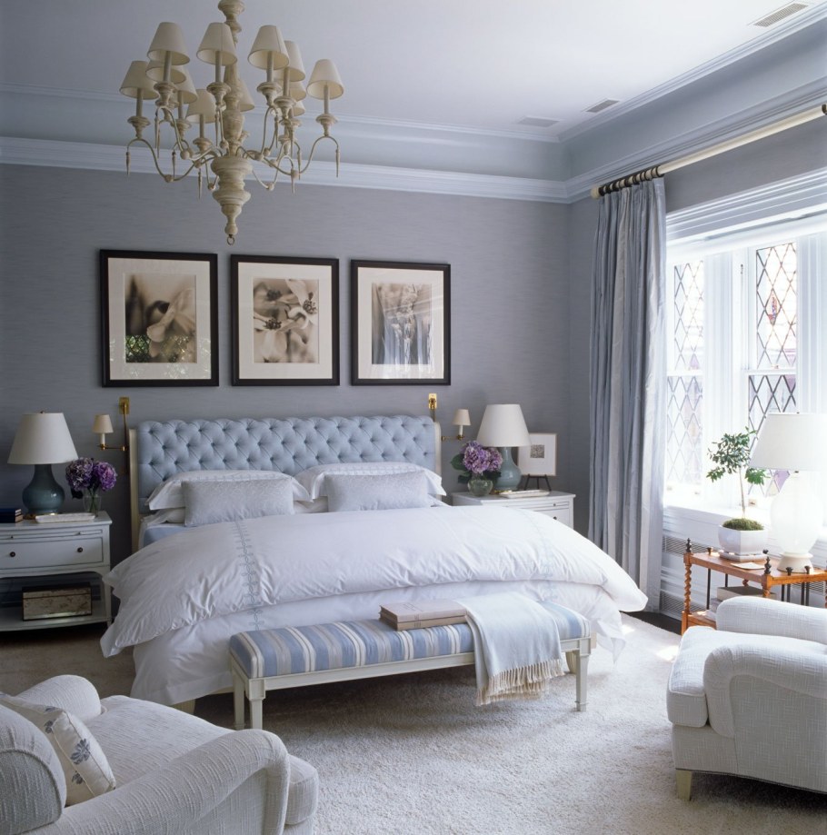 Спальня в бело голубых тонах