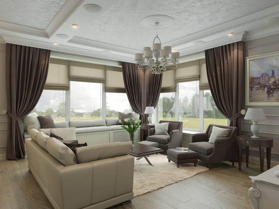 Гостиная в частном доме с тремя окнами