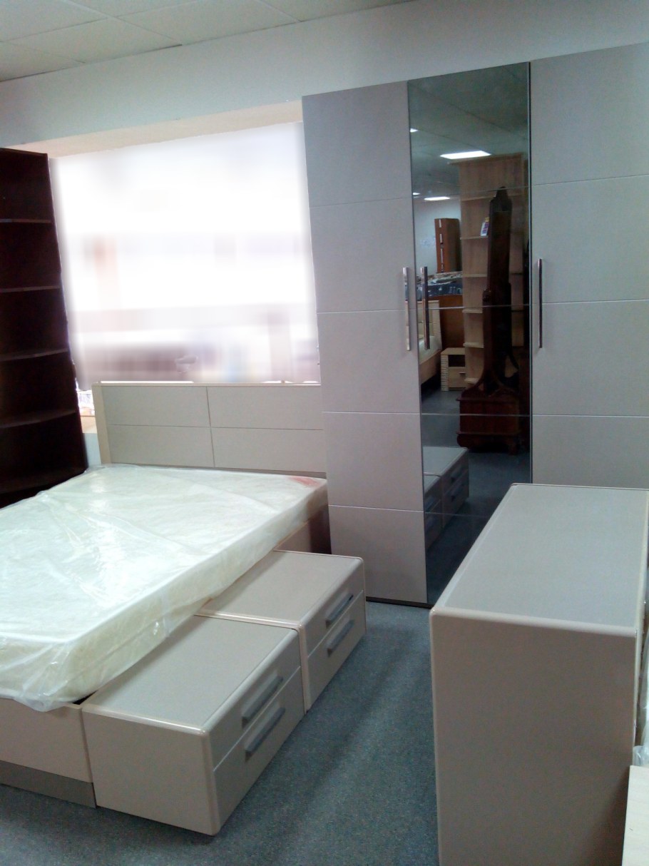 Спальня Вива Браво мебель платина