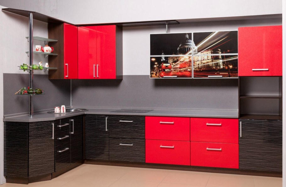 Кухонный гарнитур углом