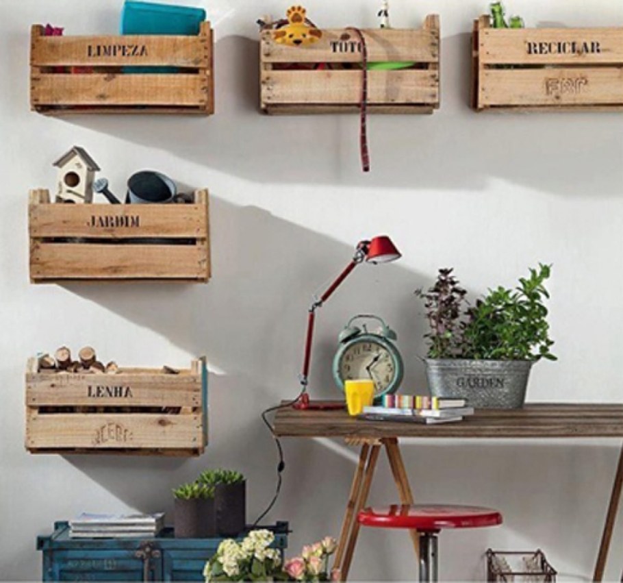 Из деревянных ящиков