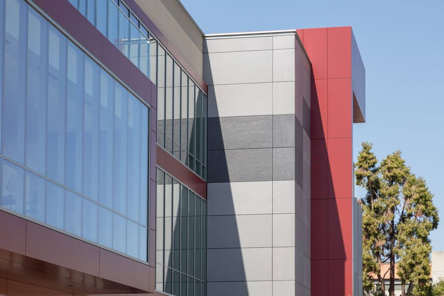 Декоративные сэндвич панели для фасадов