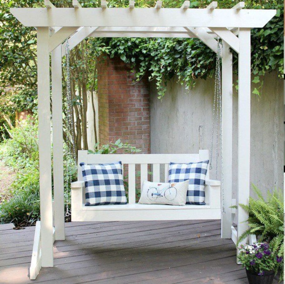 Садовая арка пергола