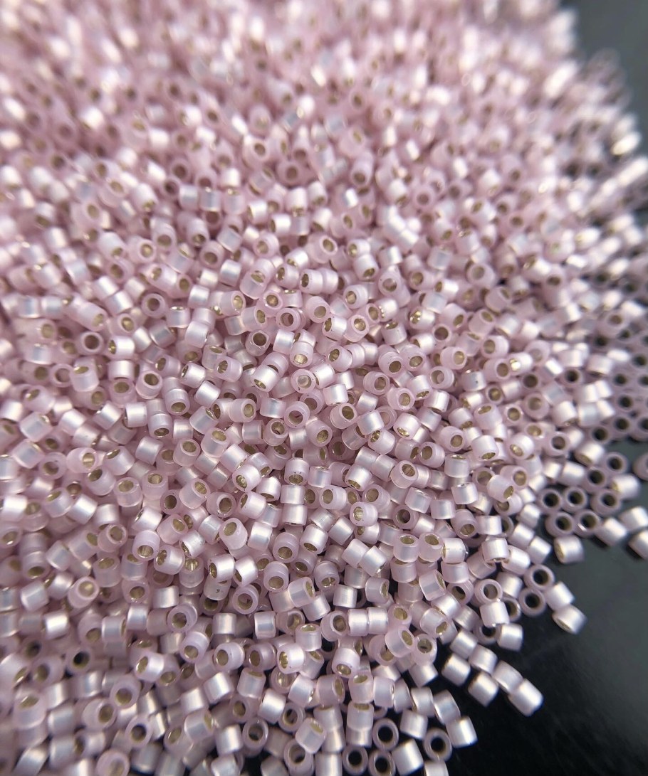 Бисер Miyuki db051