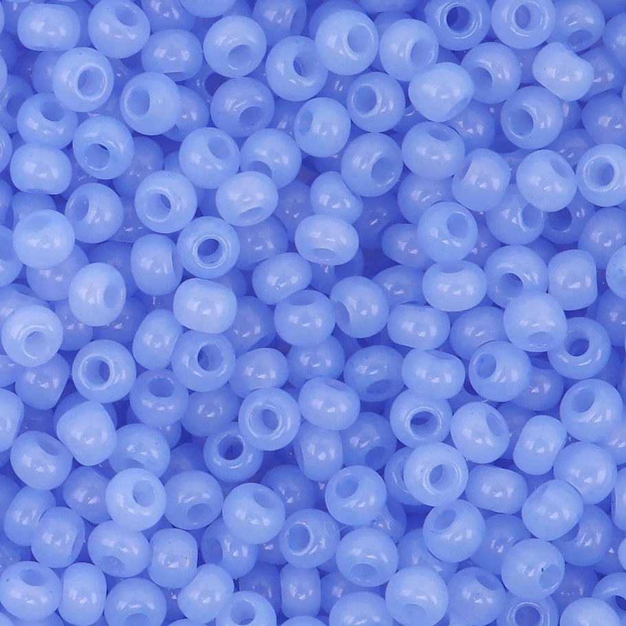 Бисер Preciosa алебастр