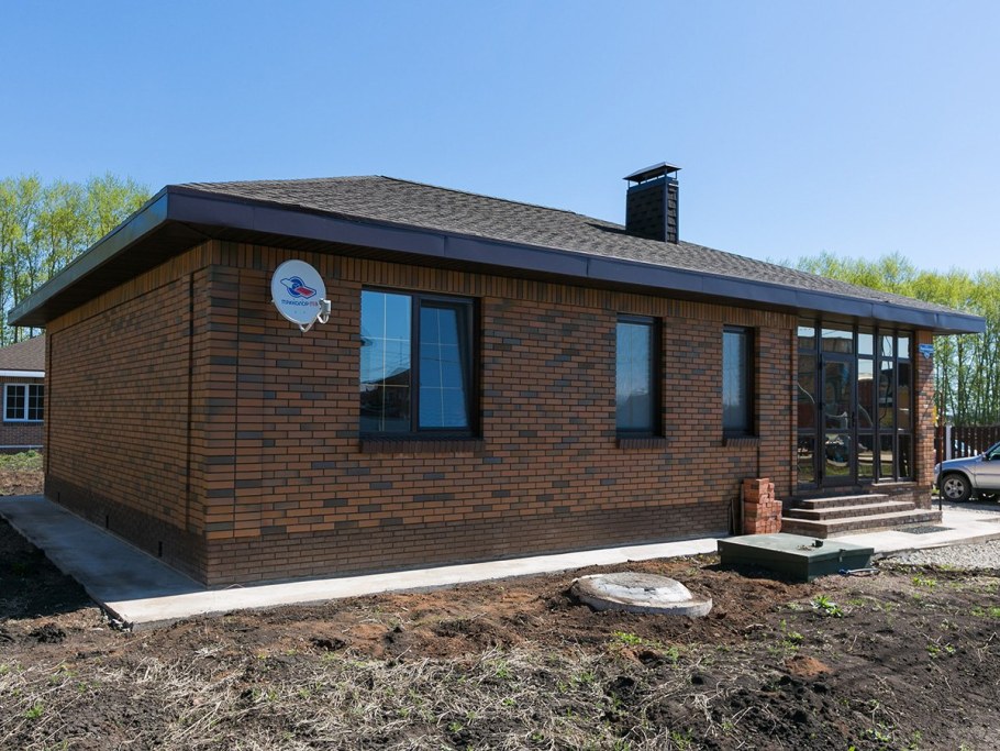 Одноэтажный кирпичный дом 100м2