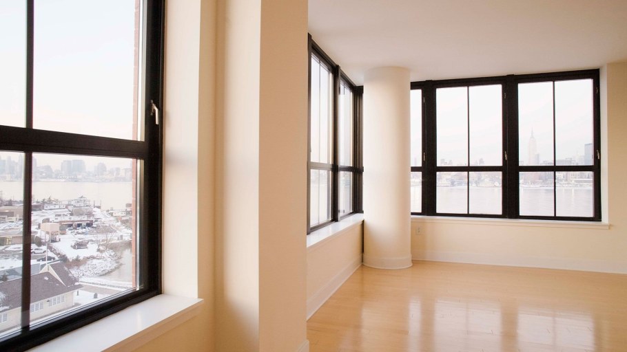 Оконные откосы в интерьере