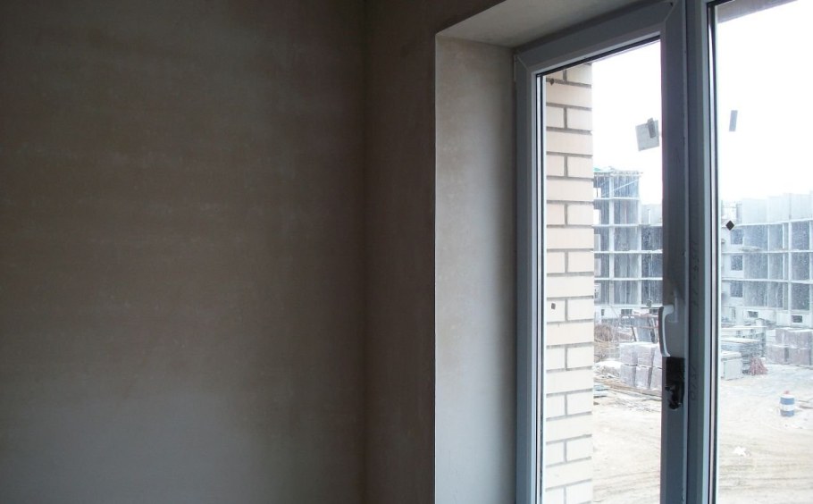 Откосы окон в цвет стен