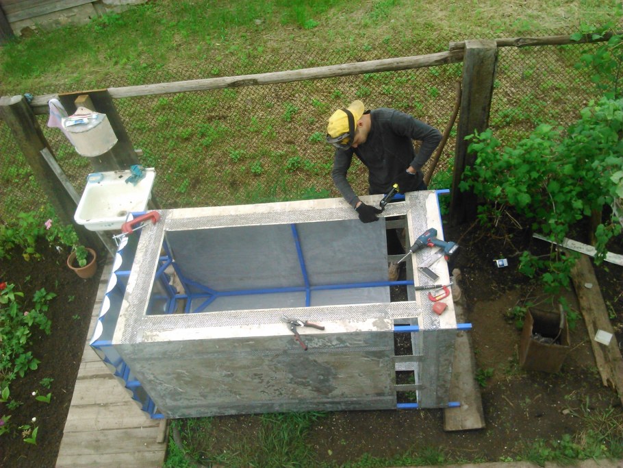 Душевая кабина из еврокубов