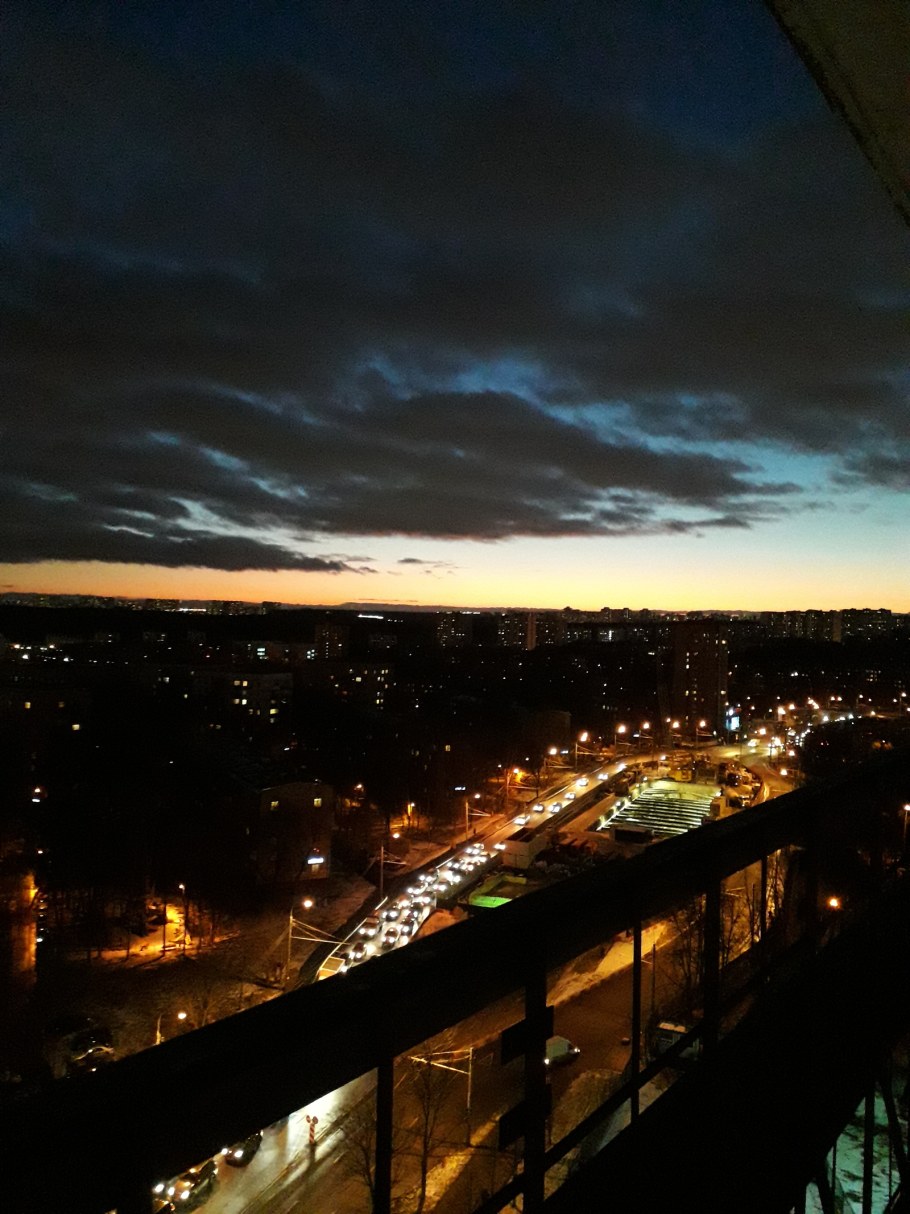 Ночной вид из окна