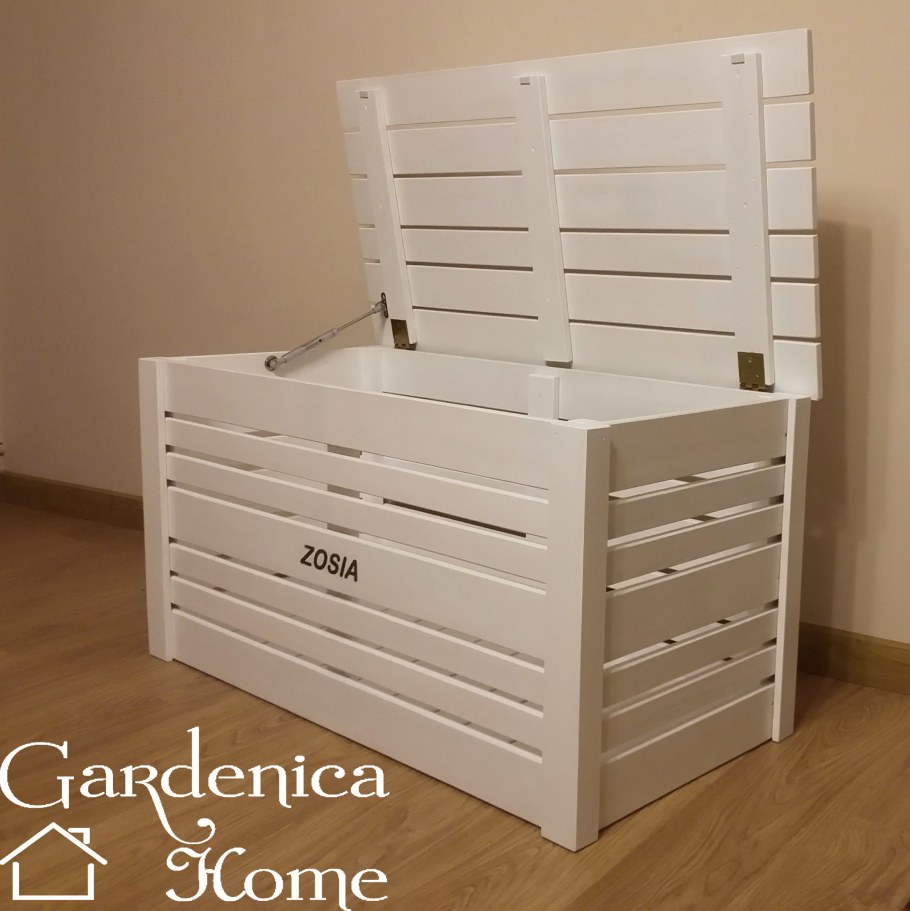 Деревянный ящик для хранения белья