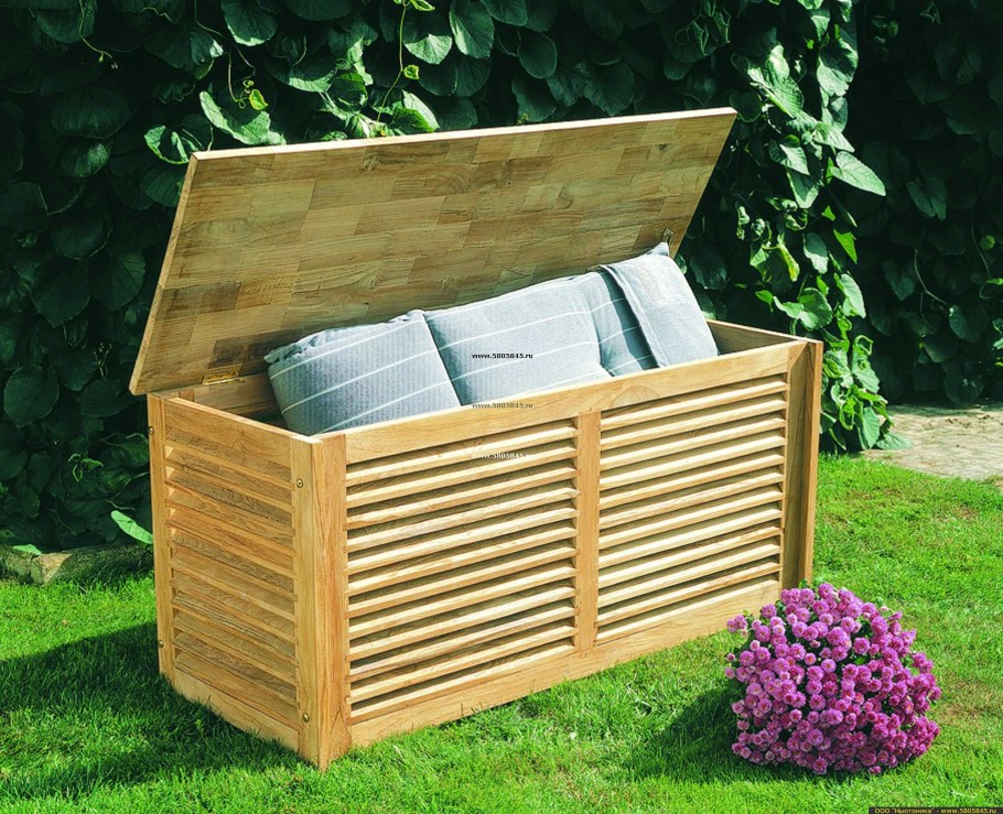 Деревянный ящик сундук