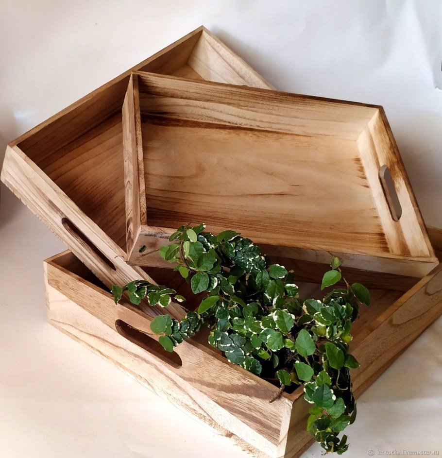 Поднос деревянный