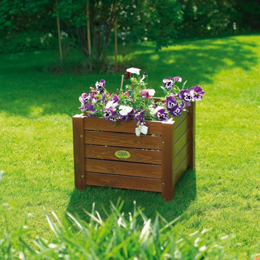 Деревянные вазоны для цветов