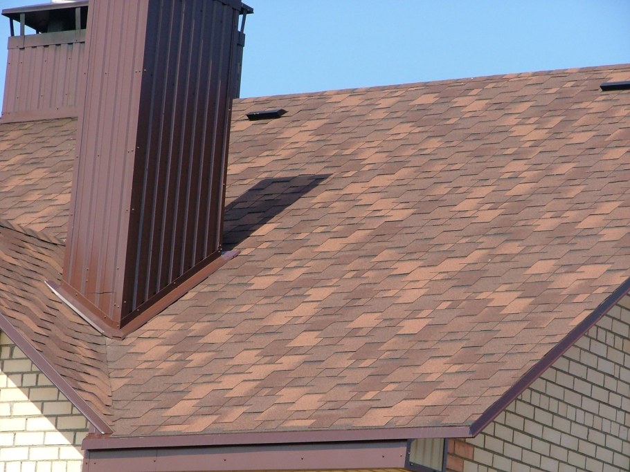 Битумная черепица Tegola Lazio Marrone 230 (коричневый с отливом)