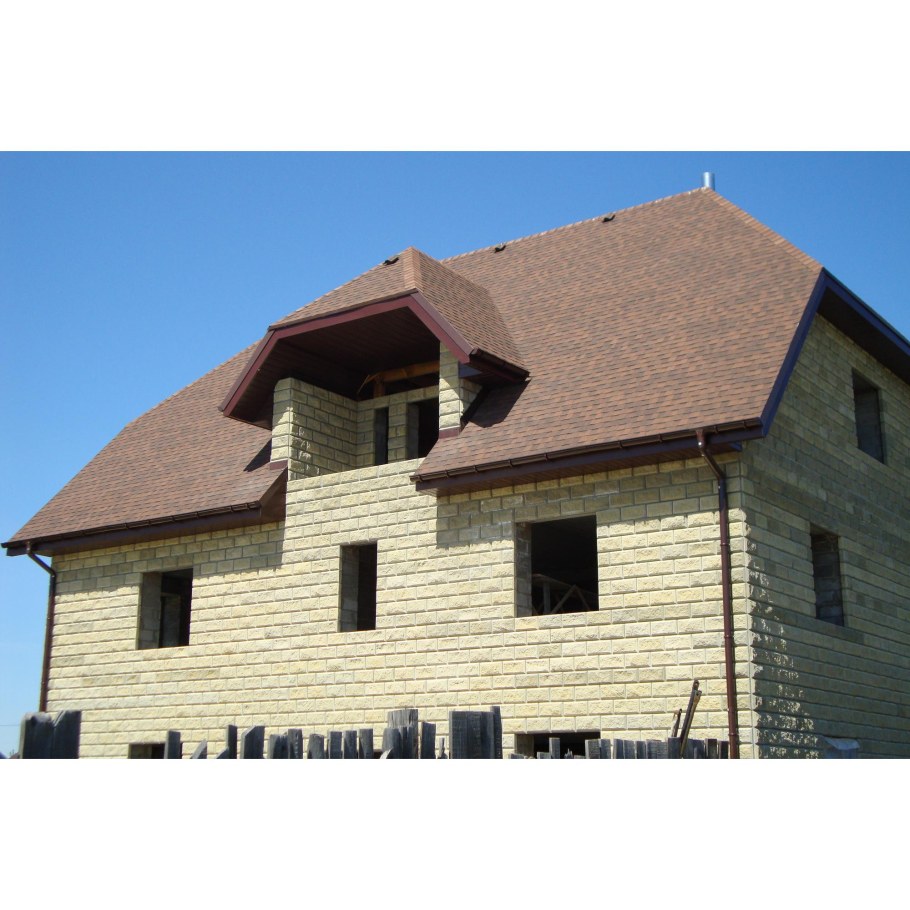 Фасад из мягкой кровли