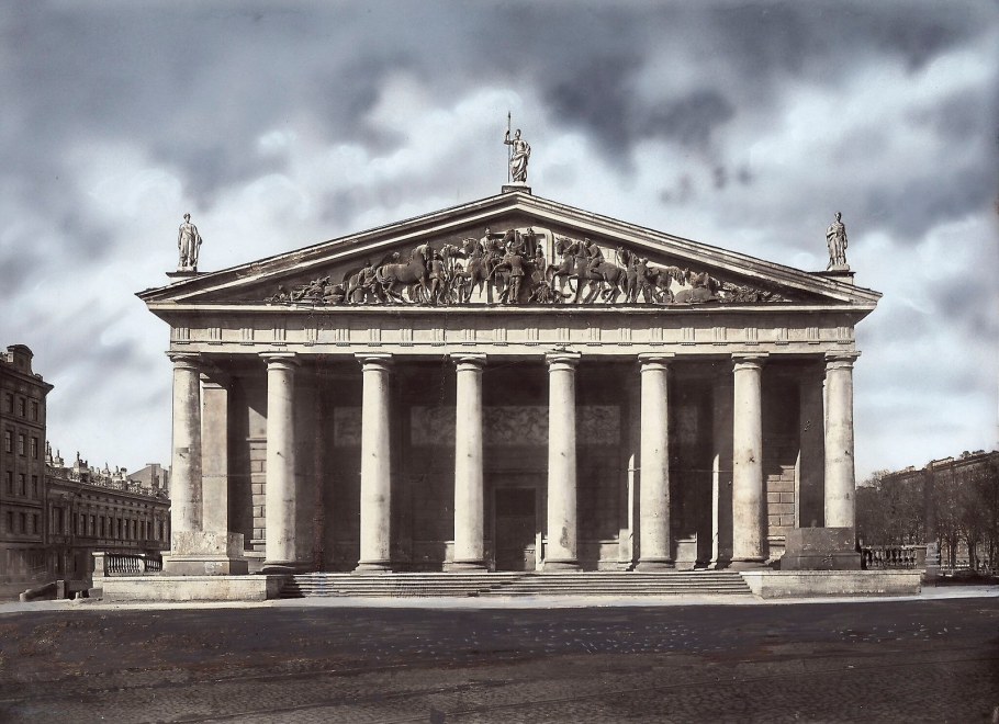 Конногвардейский манеж в Санкт-Петербурге 19 век