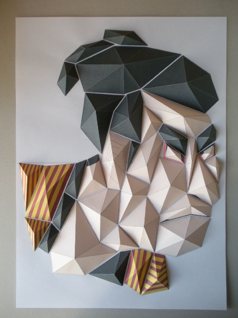 Геометрическое панно из бумаги