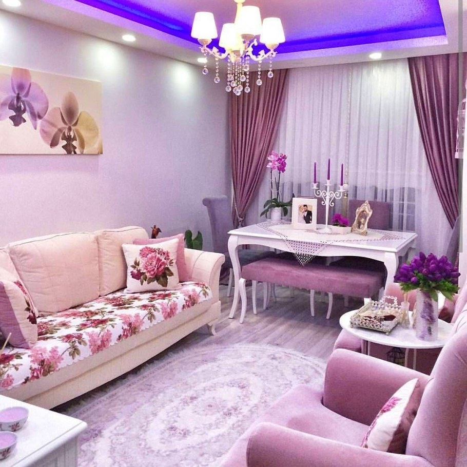 Гостиная в фиолетовом цвете