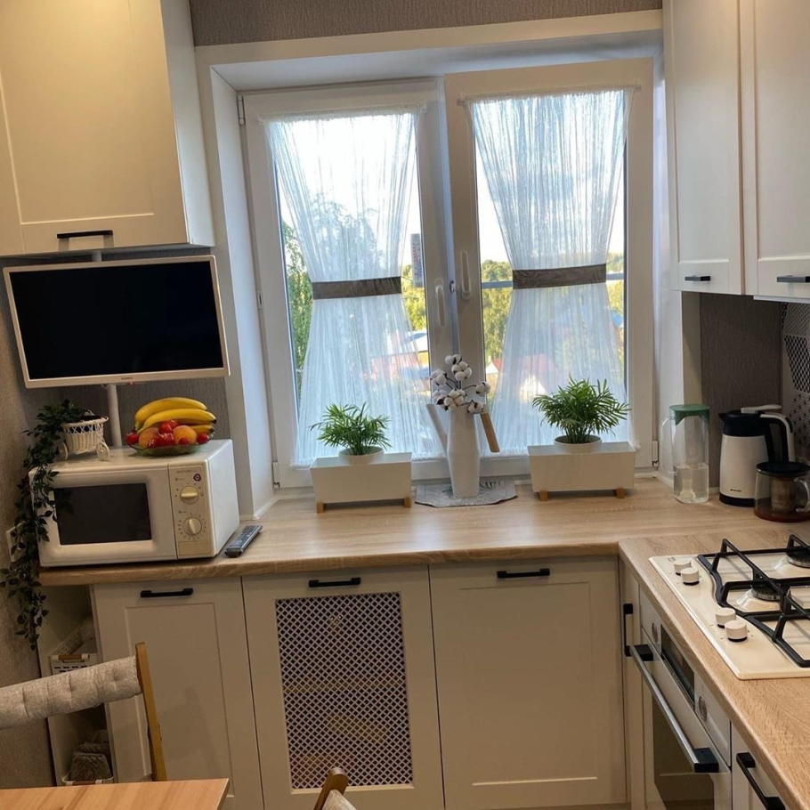 Маленькая уютная кухня