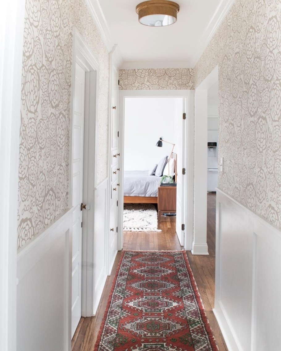Современные обои в коридор